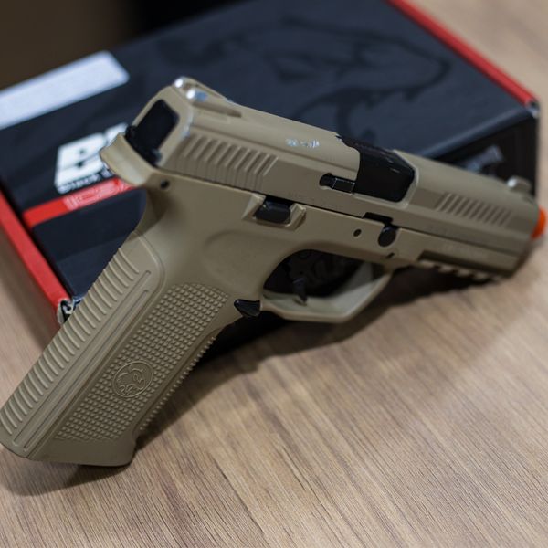 Pistola de Airsoft GBB ICS Alpha TAN - SEMI NOVO - Imagem 4
